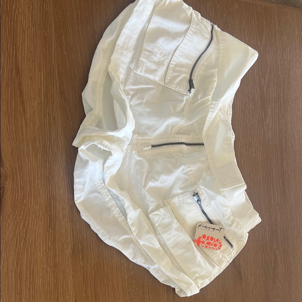 NwT FP Movement by Free People White shorts with Zipper Details size Small